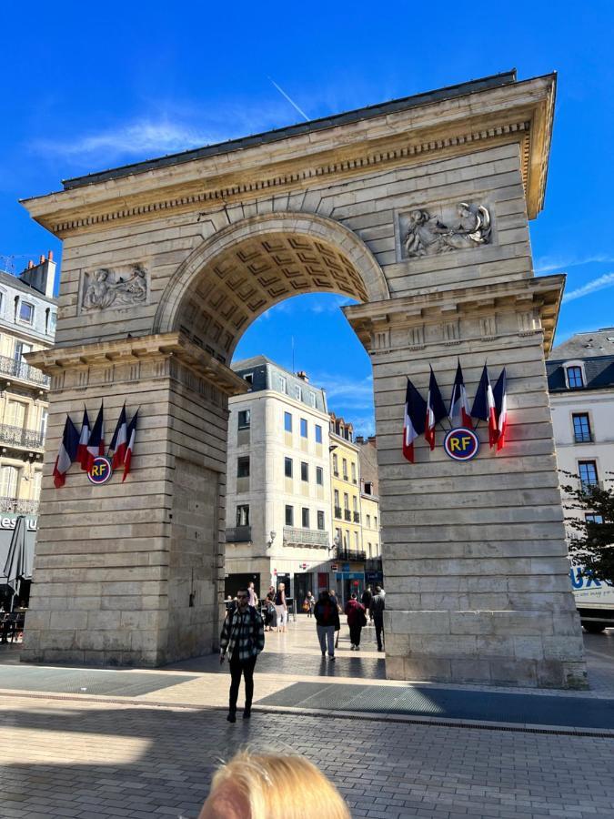 Rempart Tivoli Coeur De Ville Dijon Eksteriør bilde